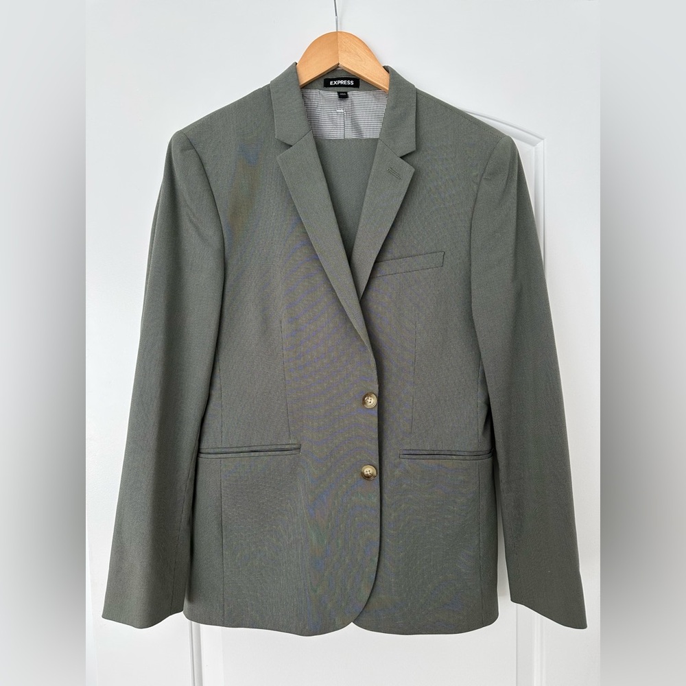 Express Extra Slim Stretch Performance Suit Olive Green - Jacket 39R Pants 30x32